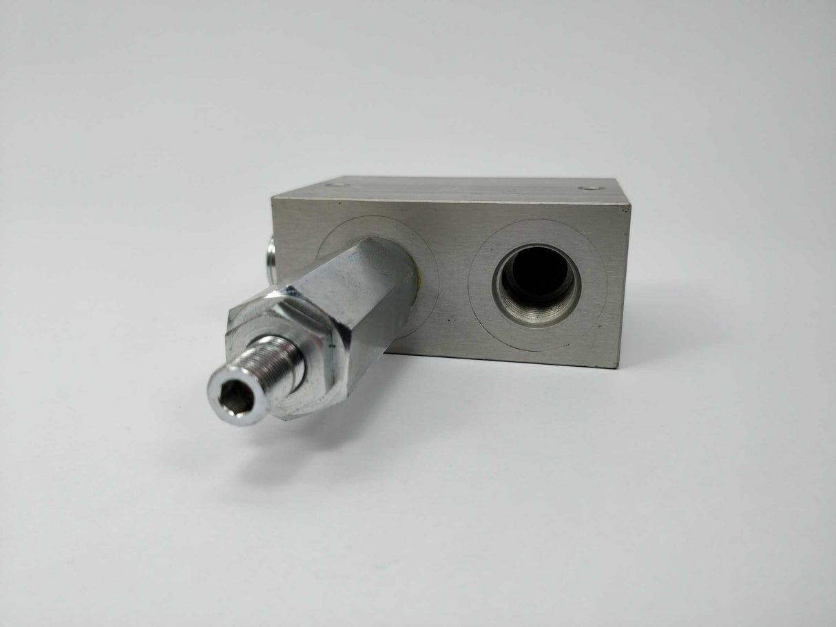 Unknown HG-1014 7-10 + A02B2F Direct Acting Relief Valve in HG-1014