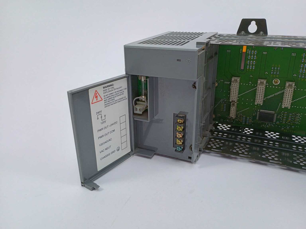 AB 1746-P2 & 1746-A13 Slot Rack  SLC 500 13-SLOT Power supply Ser.C w/ 1746-A13