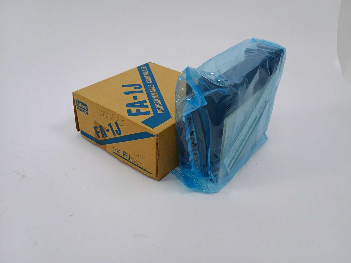 Idec PFJ-N081U  8-DC INPUT UNIT CPU Unit