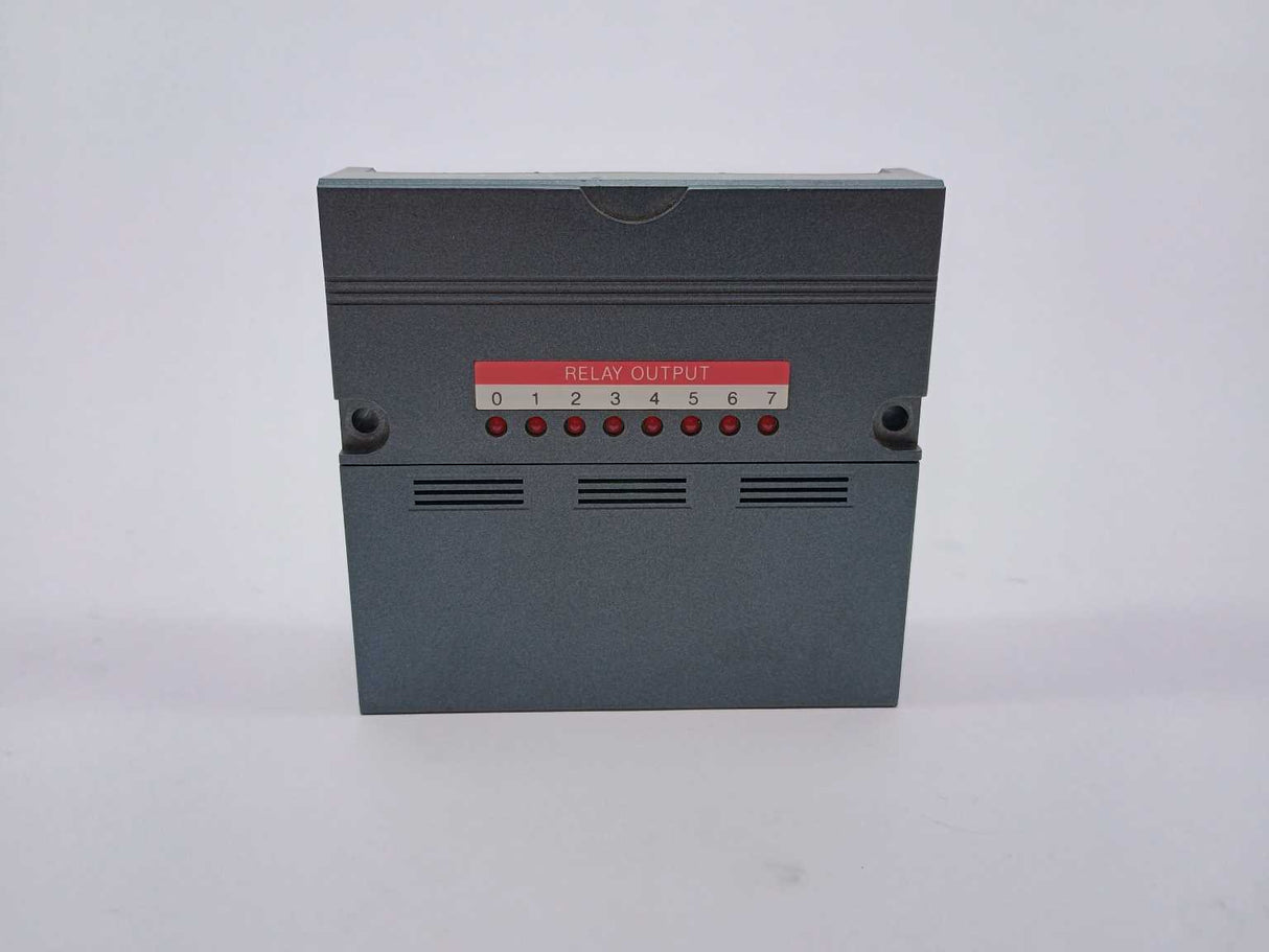 Square D RT-108 SY/MAX Relay output class 8005 ser.A1