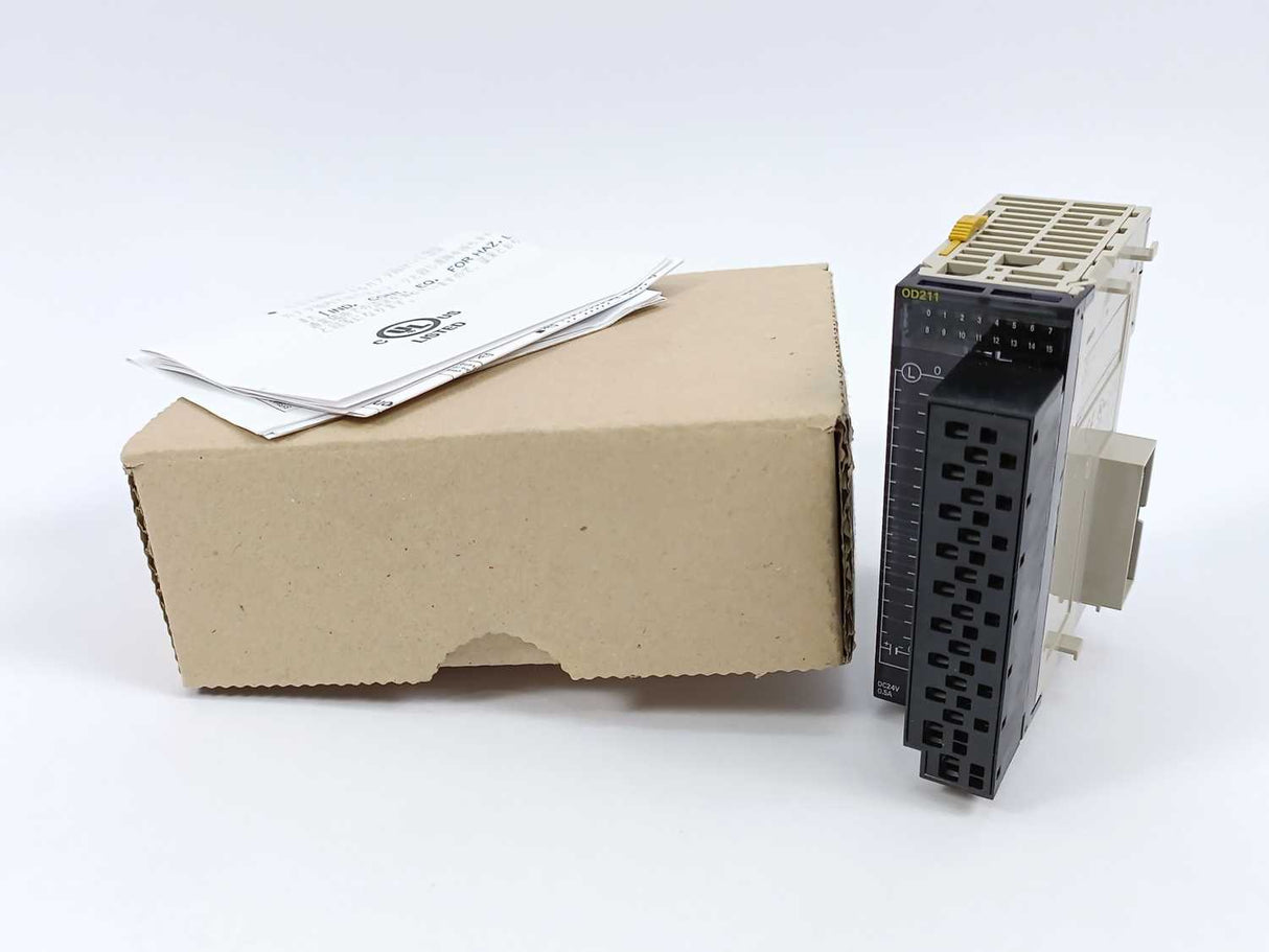 OMRON CJ1W-OD211 Digital Output Unit