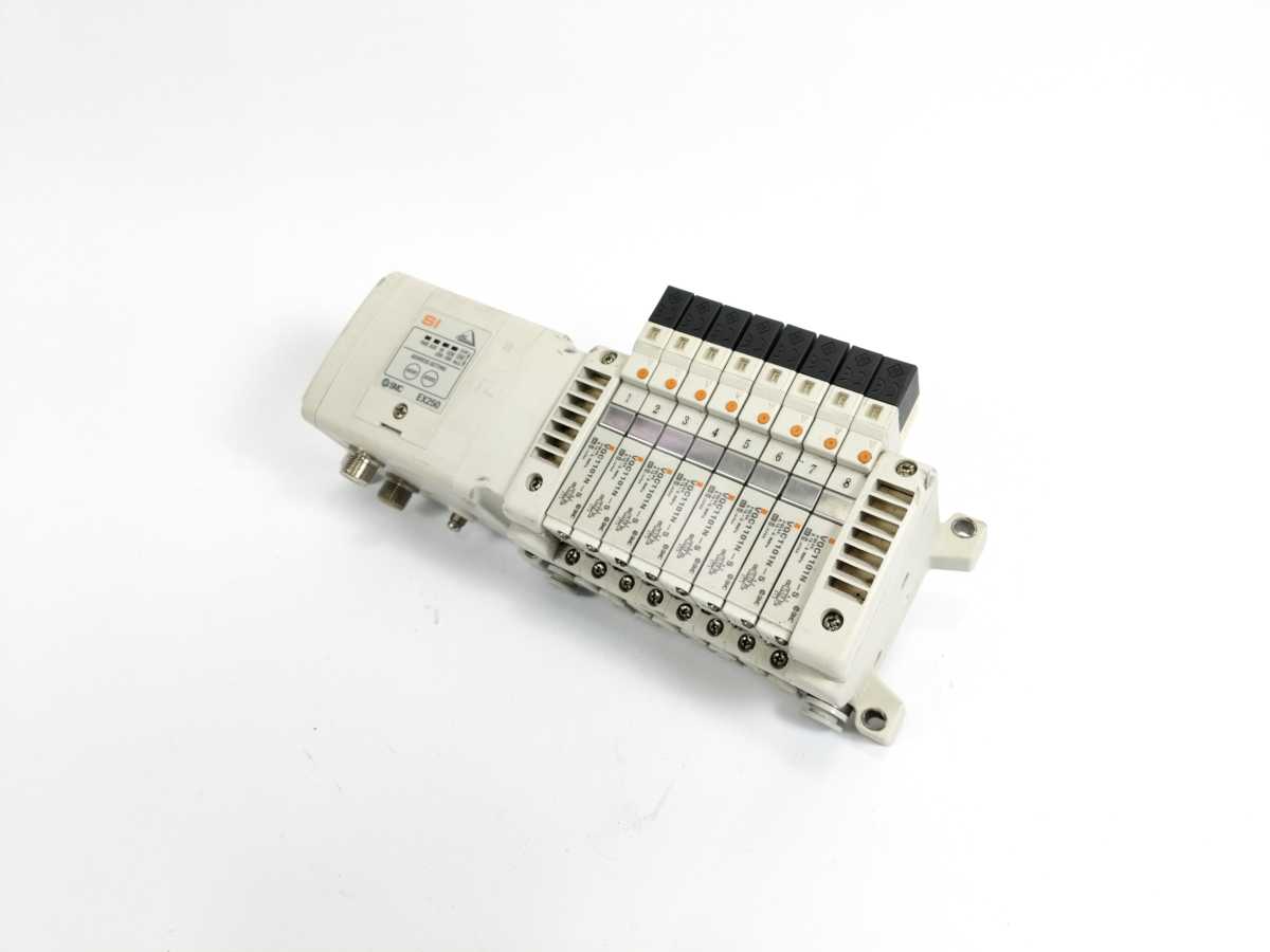 SMC EX250-SAS3 SI Unit w/ 8x VQC1101N-5