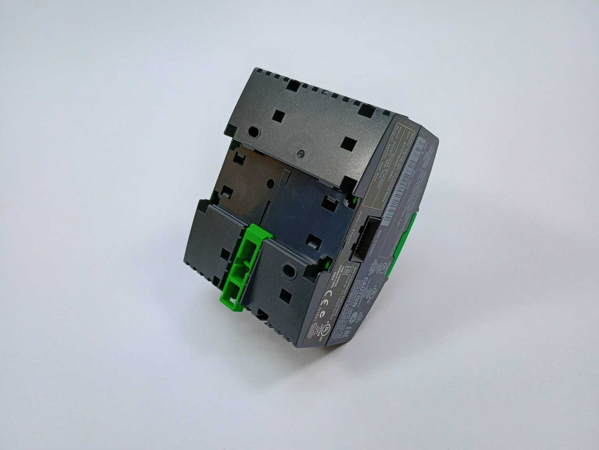 Schneider Electric SXWDOC8XX10001 DO-FC-8, Central I/O module W/TERMINAL BASE