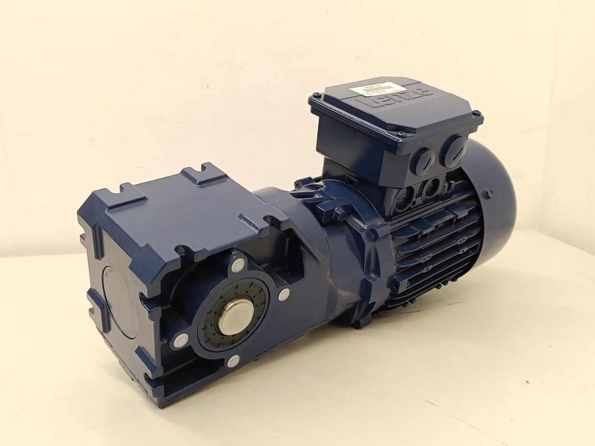 LENZE MHEMAXX080-32C1C G50BB111MHBR2C00 Duty motor