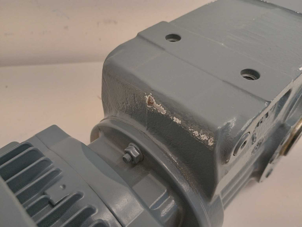 SEW-EURODRIVE KA37 DRS80S4/TF Helical-Bevel Gearmotor 0,75kW