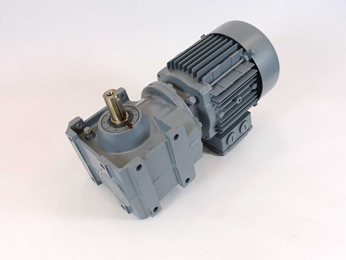 SEW-EURODRIVE  S37DT71D4 65.1300203201.0003.09 Gearmotor i=8,00