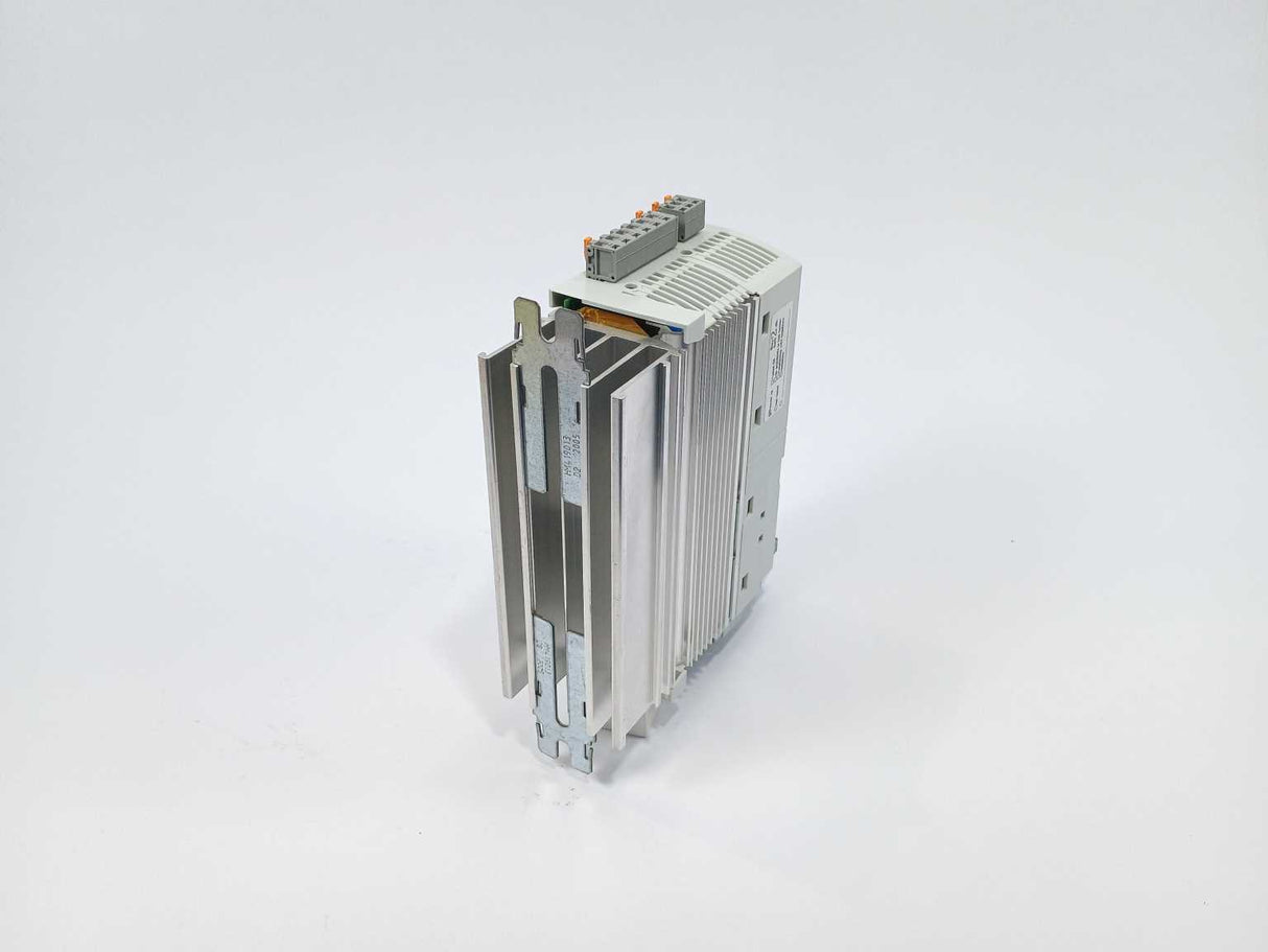 LENZE E82EV551C4C906 00490571 8200 Vector