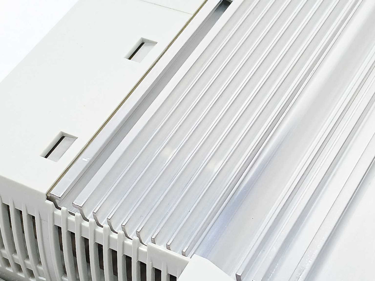 LENZE E82EV551C4C 13142236 8200 Frequency Inverter