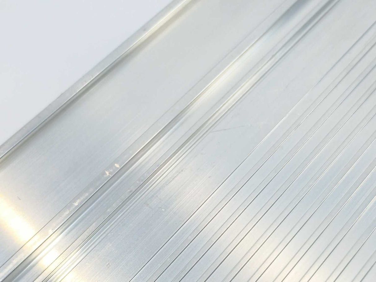 LENZE E82EV551C4C 13142236 8200 Frequency Inverter