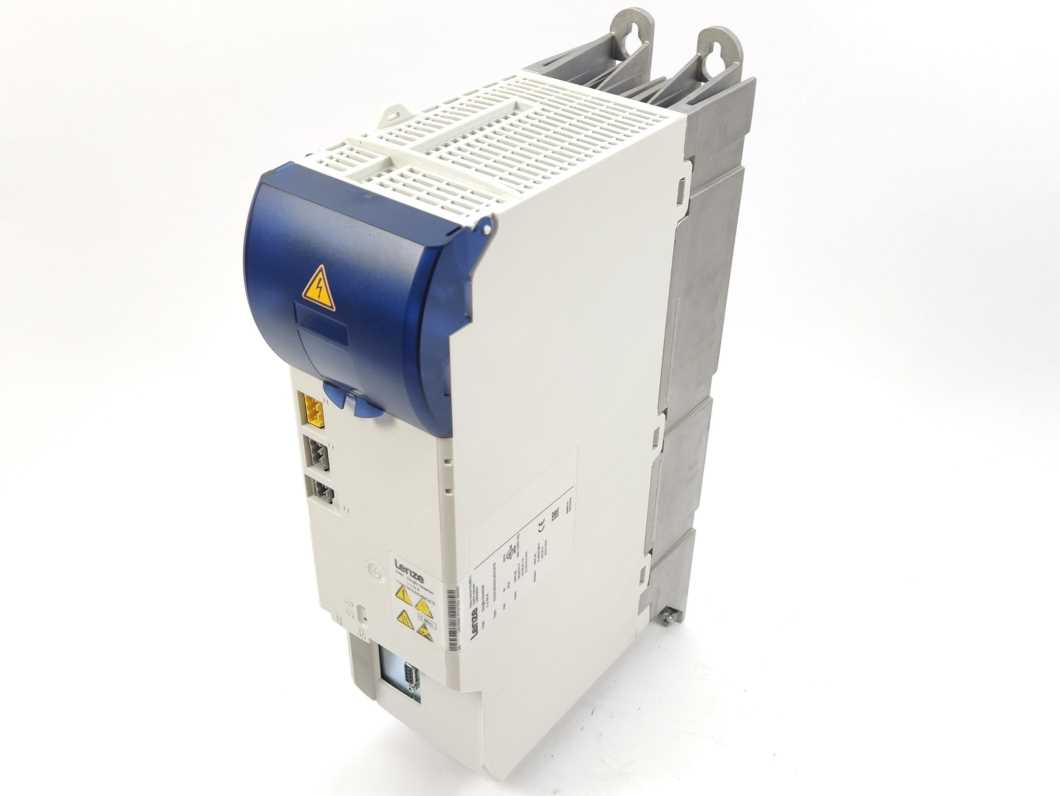 LENZE E70ACMSE0324SA1ETR i700 Single-Inverter 1x32 A