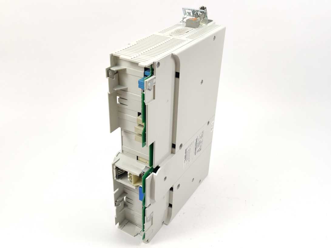 LENZE E94ASHE0074A22NNNN 9400 HighLine 3 kW Servo Inverter