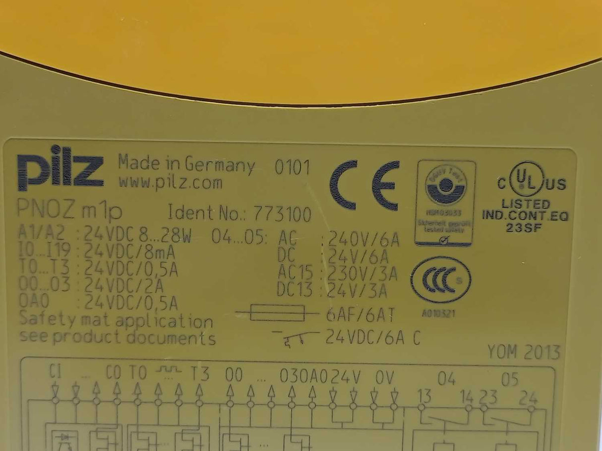 Pilz 773100 PNOZ m1p safety relay
