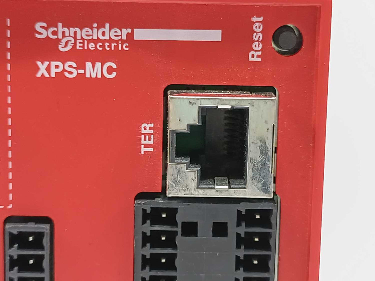 Schneider Electric XPSMC32ZC Preventa Safety Controller
