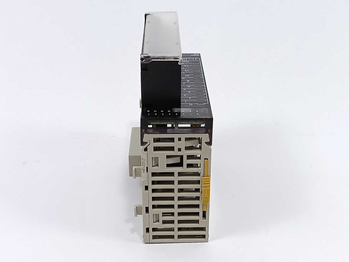 OMRON CJ1W-ID211 Input Unit ID211 24V DC 7mA