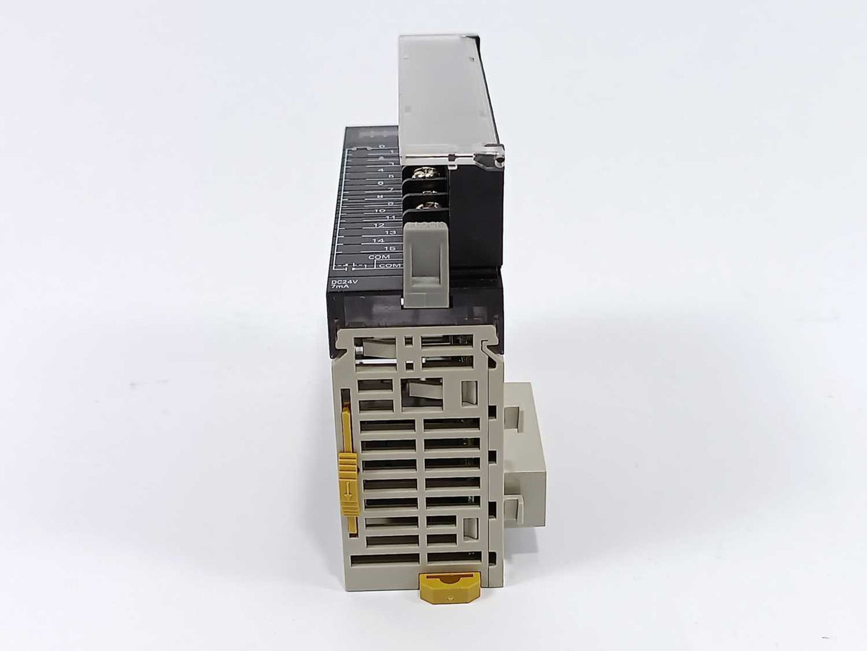 OMRON CJ1W-ID211 Input Unit ID211 24V DC 7mA