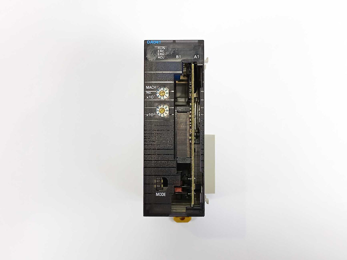 OMRON CJ1W-DA041 Analog Output Unit