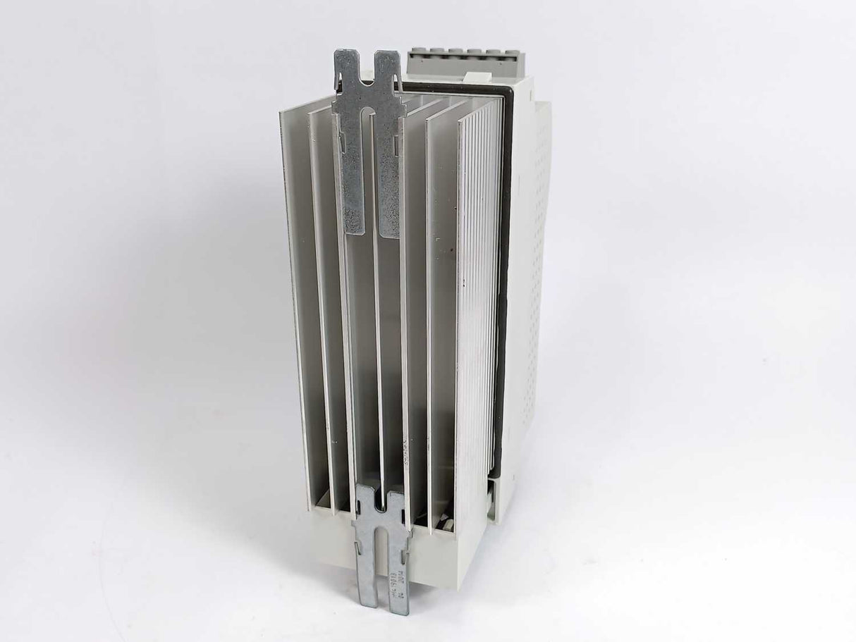 LENZE ECSEA032C4B 13470118 Servo Drive Axis Module