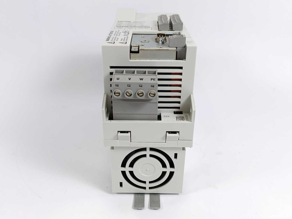 LENZE ECSEA032C4B 13470118 Servo Drive Axis Module