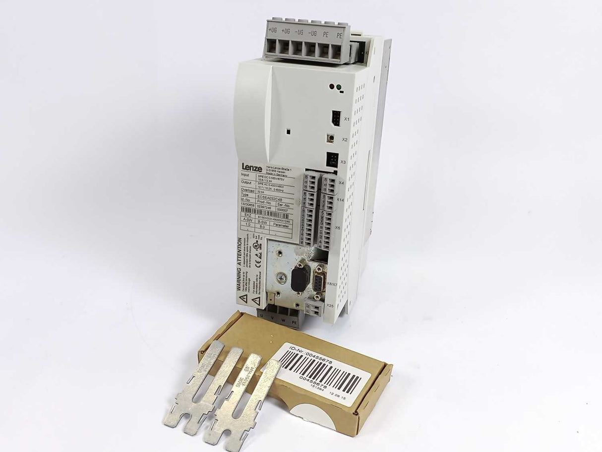 LENZE ECSEA032C4B 13230858 Servo Drive Axis Module