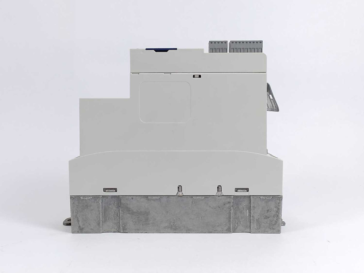 LENZE E84AVSCE3714SX0 8400 StateLine C