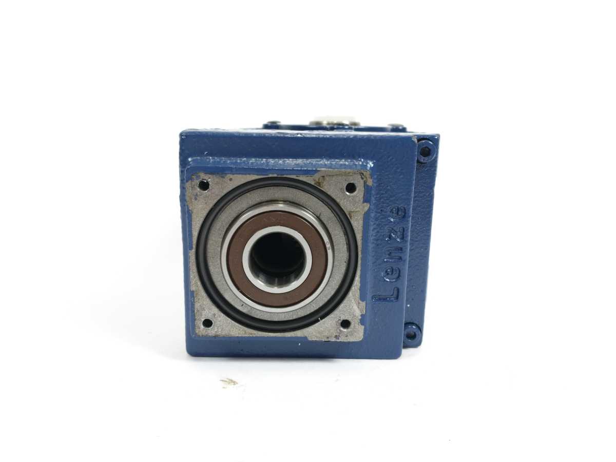 LENZE G50AB045MHBR2C00 AC-Gearmotor i=17.378, 20 Nm, 233.1 r/min