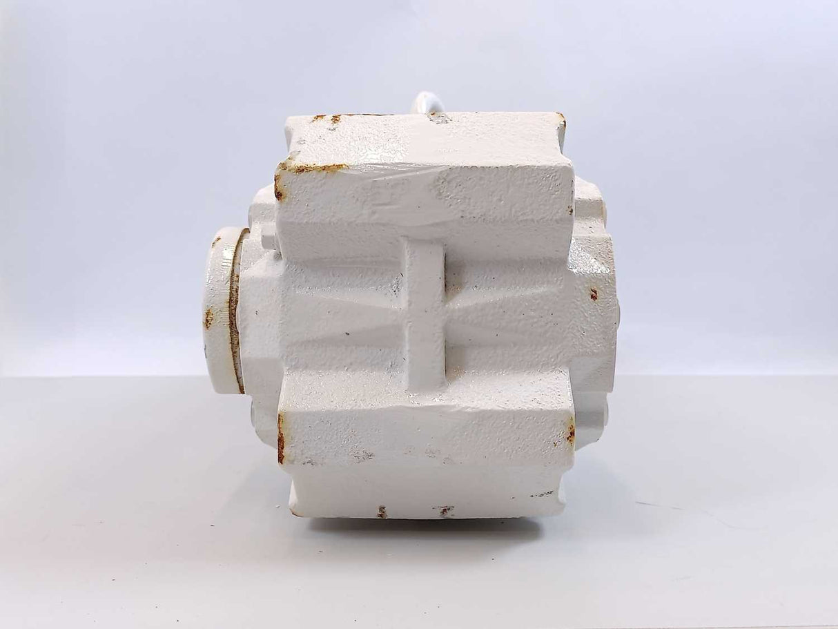 Bauer BK10-74V/DA09XB4-TF/UL-SP 3-Phase Bevel Gear Motor. 1.5kW, i=22.65