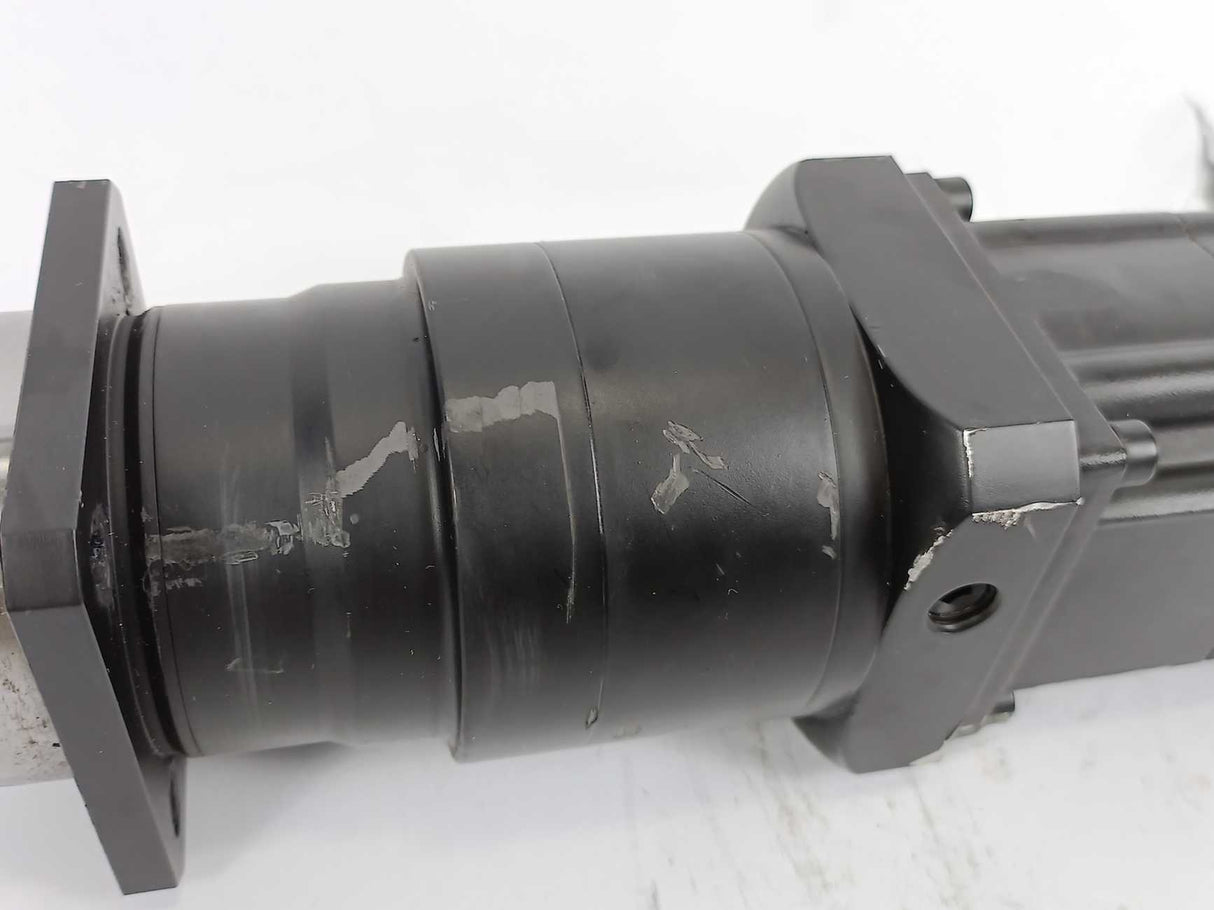 LENZE MCS06I60-RS0B0 Servo Motor w/ G85AP040MGCN2T27 Gear Box