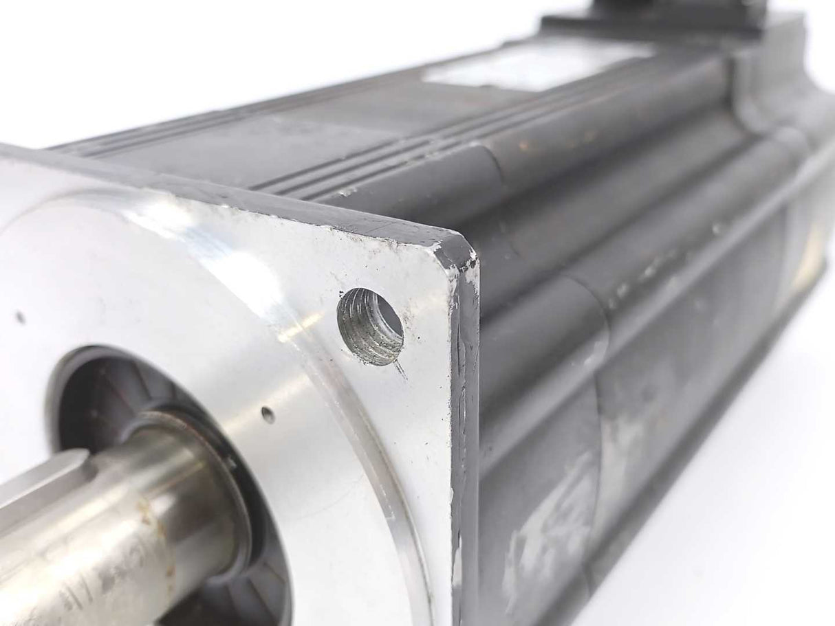 LENZE MCS 12L20-RS0B0-B19N-ST6S00N-R0SU 13387395 Servo Motor 330V 5.9A