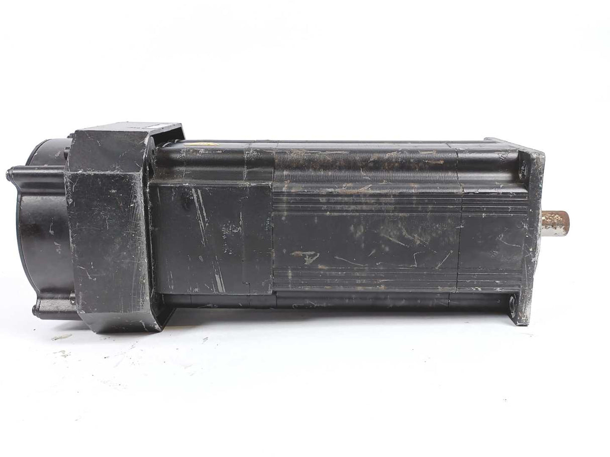 LENZE MCS 12L39-RS0B0-B19N-ST5F10N-R0SU 13483586 Servo Motor 295V w/ 4656 EZ