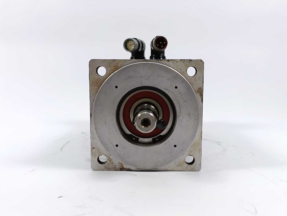 LENZE MCS12L41-RS0B0-B19N-ST5S00N-R0SU 15032243 Servo Motor