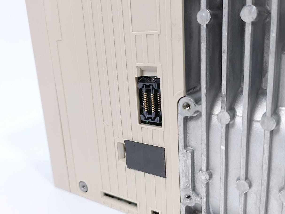 YASKAWA ELECTRIC SGDV-2R8A01A Servopack IP10