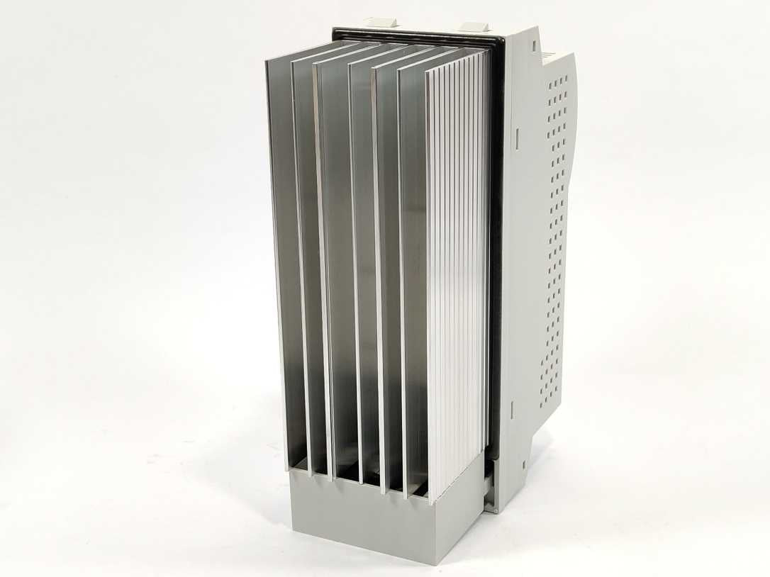 LENZE ECSEM008C4B Servo Axis Module