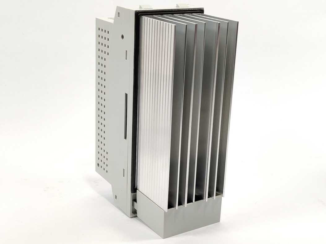 LENZE ECSEM008C4B Servo Axis Module