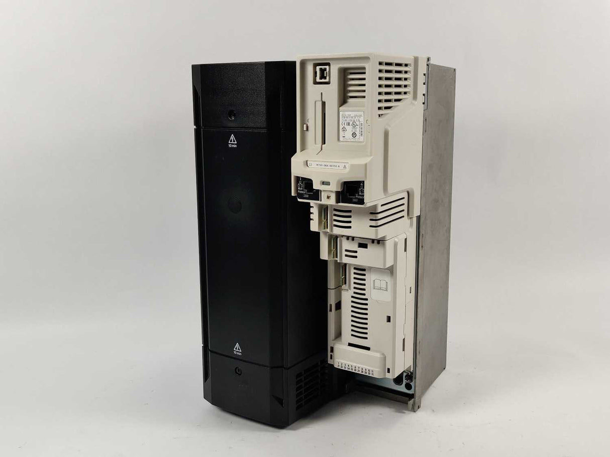 Control Techniques M700-06400350A Inverter Drive 15/18,5kW