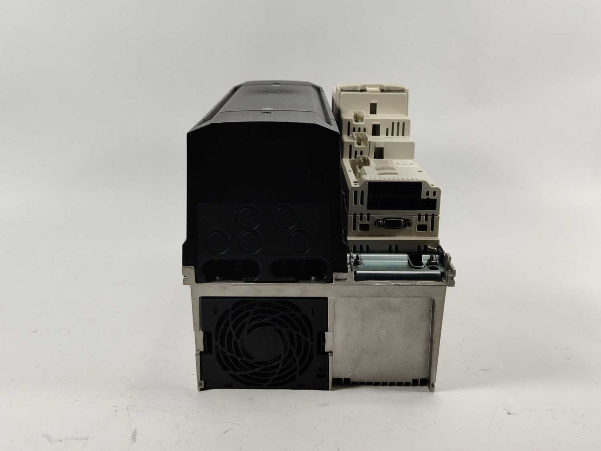 Control Techniques M700-06400350A Inverter Drive 15/18,5kW