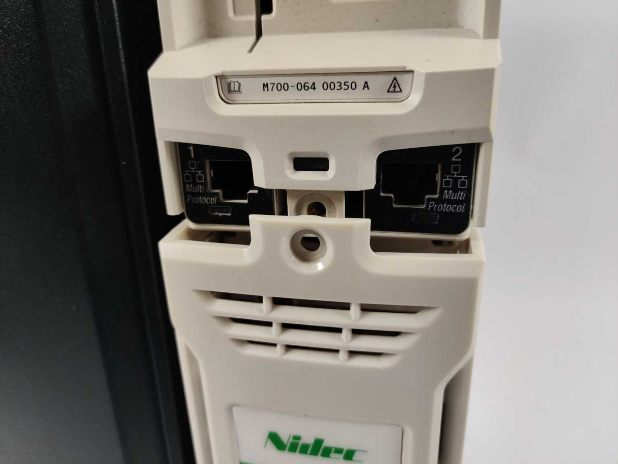 NIDEC / Control Techniques M700-06400350A Inverter Drive 15/18,5kW