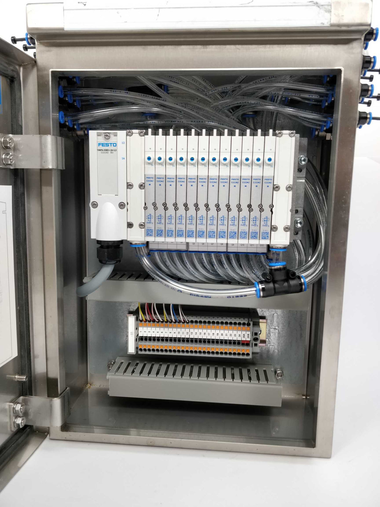 Festo MPA-S/MPA-F Valve Terminal mounted in STT Steel cabinet