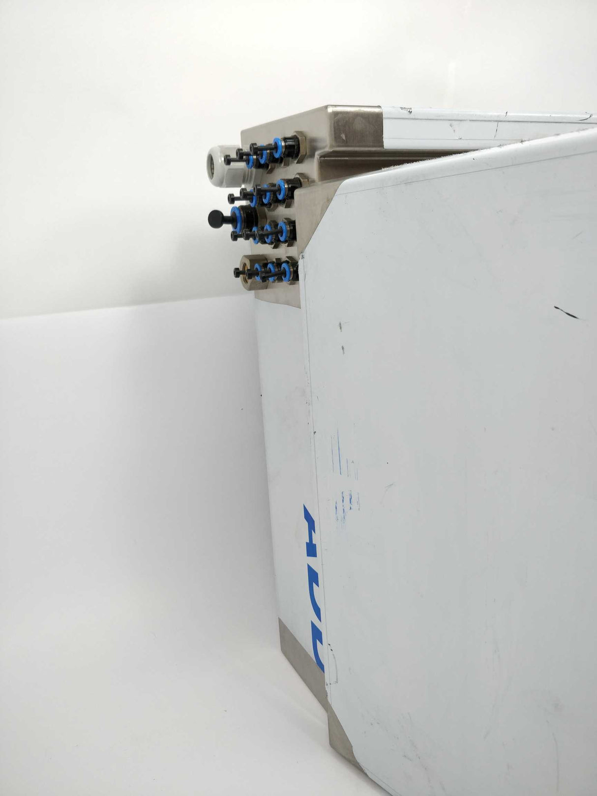 Festo MPA-S/MPA-F Valve Terminal mounted in STT Steel cabinet