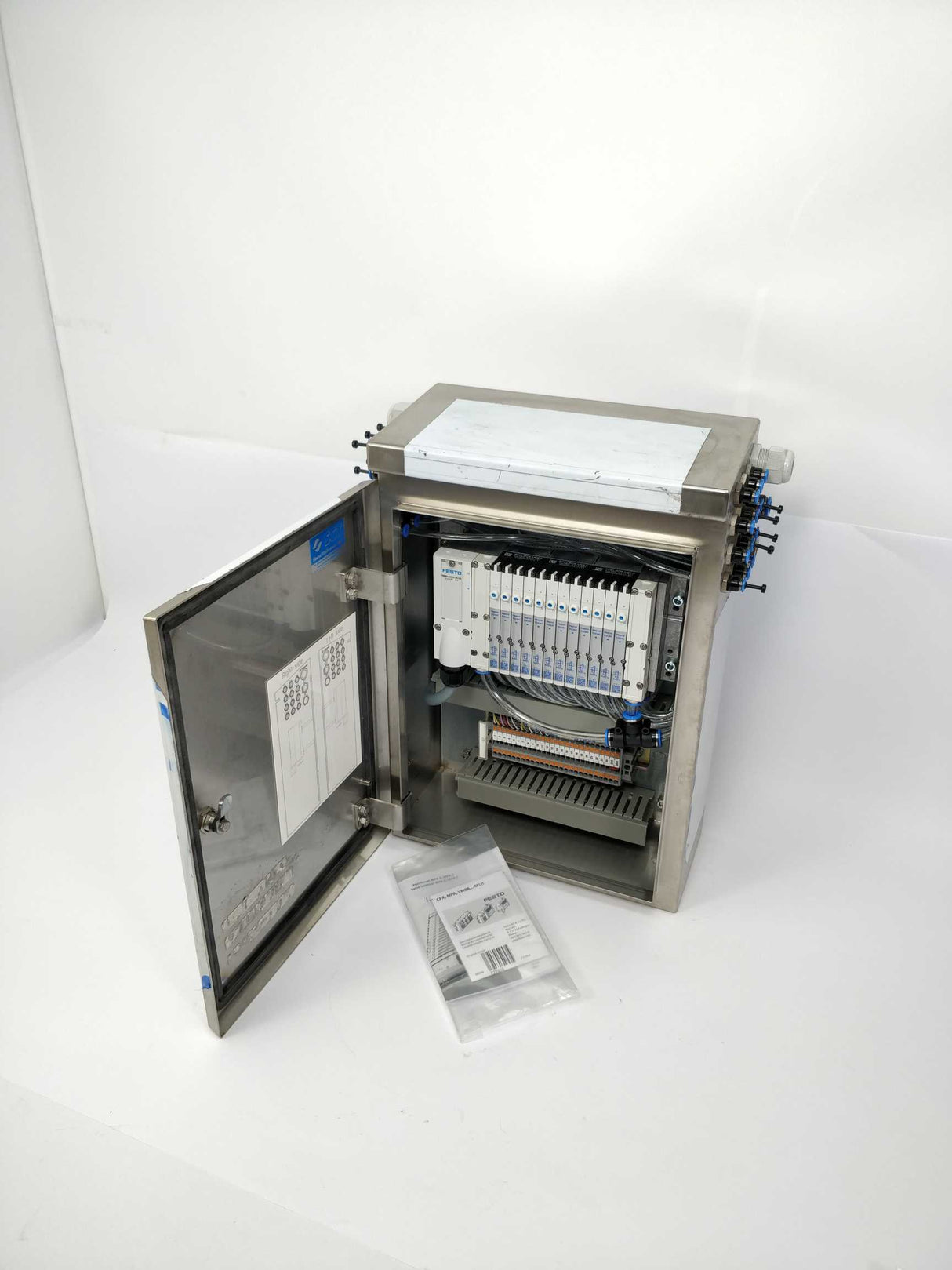 Festo MPA-S/MPA-F Valve Terminal mounted in STT Steel cabinet