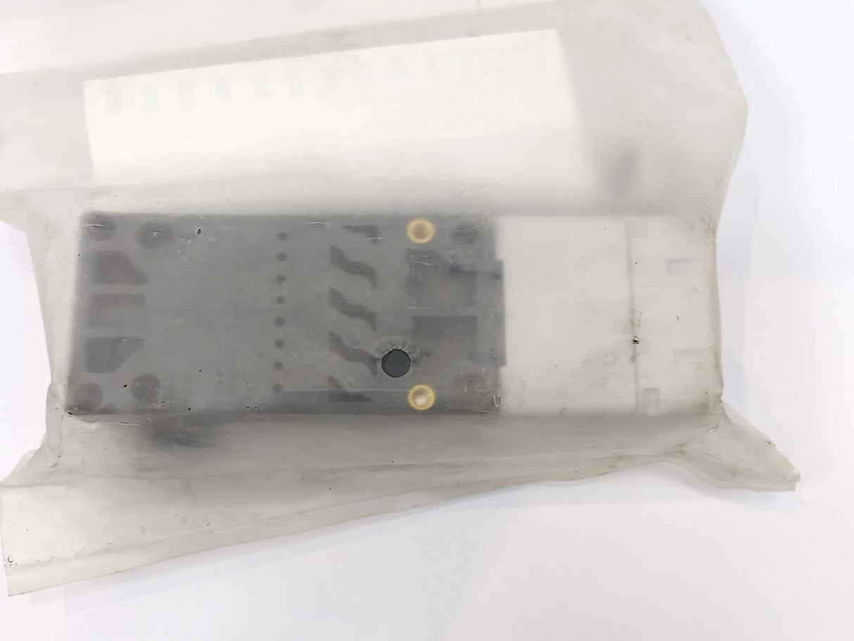 Siemens 3RG4031-6KD00 Proximity Switch Sensor