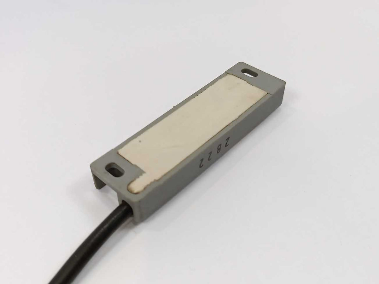 Schmersal BN31-01y Magnetic Sensor Model: BN 31-O1Y