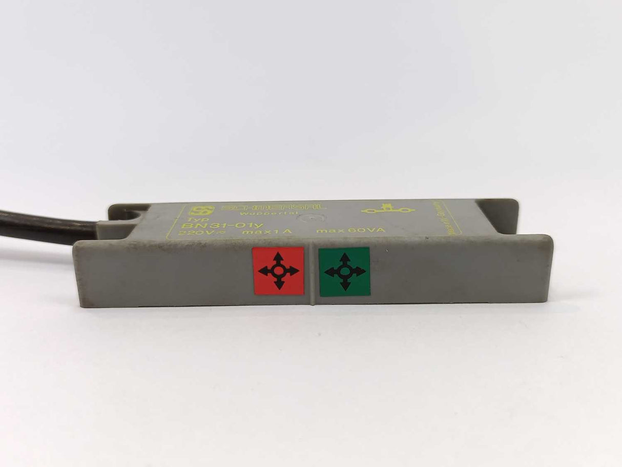 Schmersal BN31-01y Magnetic Sensor Model: BN 31-O1Y