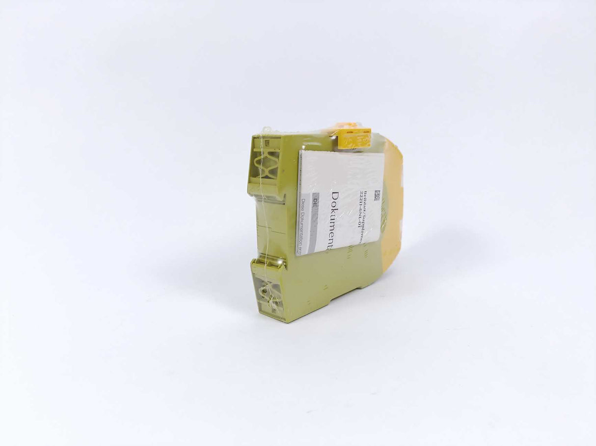 Pilz 750132 PNOZ s22 Safety Relay 24VDC 2x3n/o 1n/c