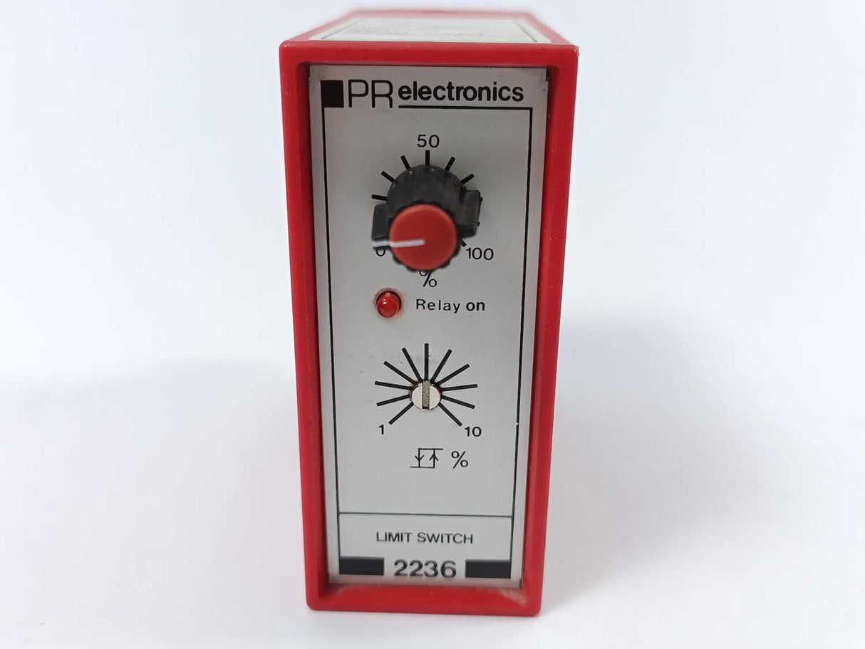 PR Electronics 2236 / SER. NO. 899636 A2B1 Limit Switch