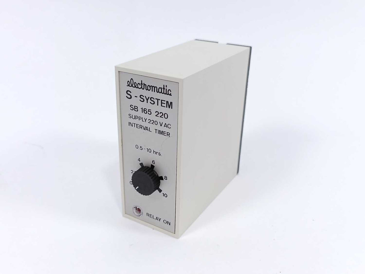 Electromatic SB 165 220 / SN165220 Interval Timer 5.0 - 10 hrs, Supply 220 V AC