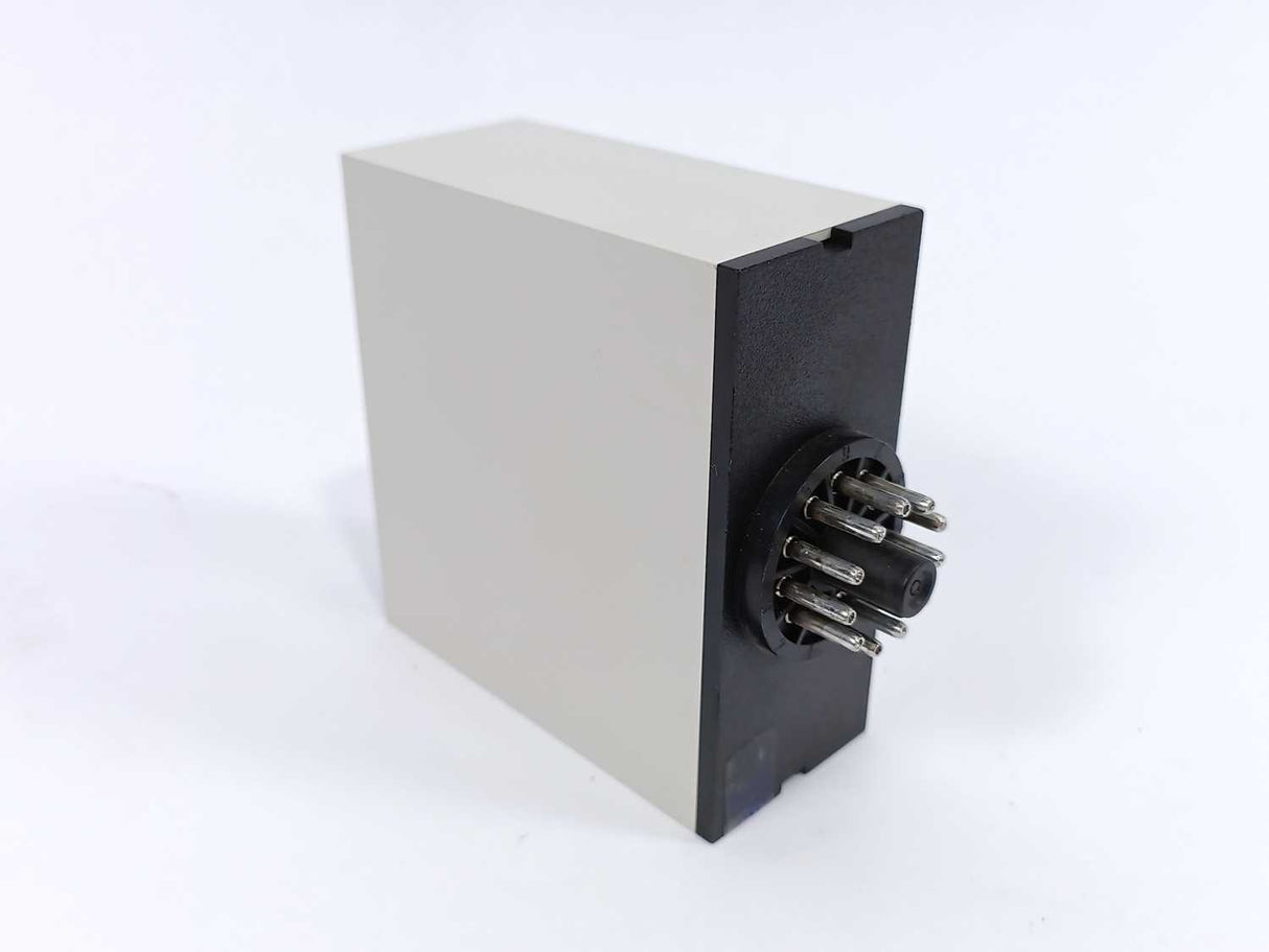 Electromatic SB 165 220 / SN165220 Interval Timer 5.0 - 10 hrs, Supply 220 V AC