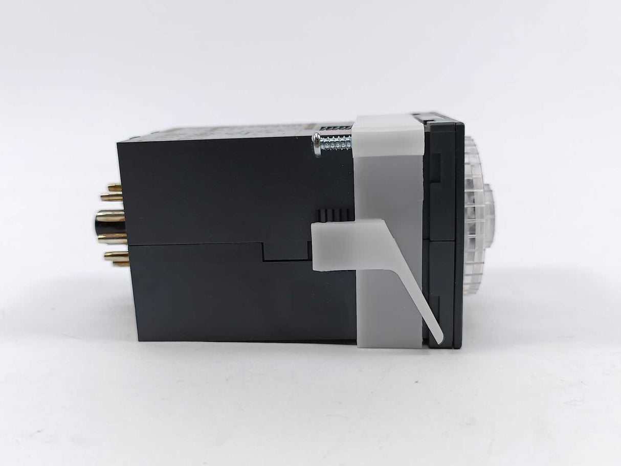 Schneider Electric RE48A CV 12MW Electronic timing relay