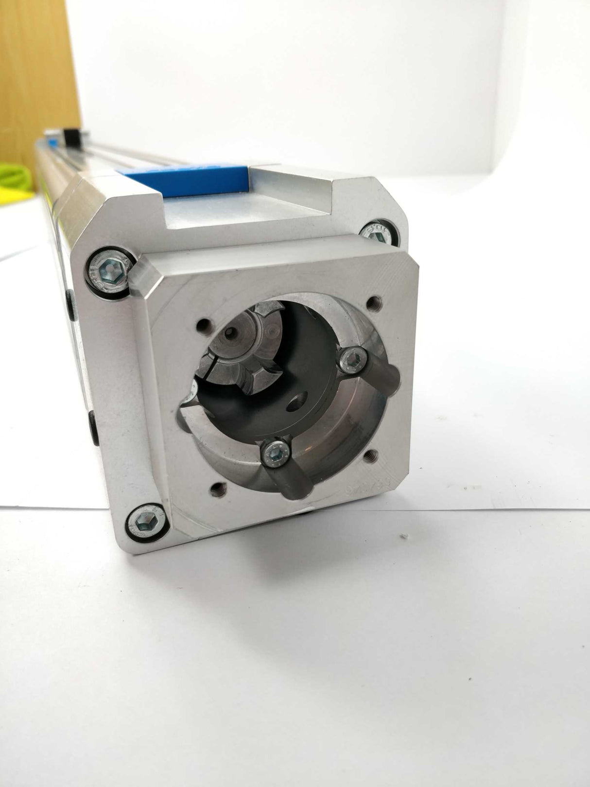 Festo 193748 DGE-63-600-SP-KG Spindle Axis 2000mm stroke