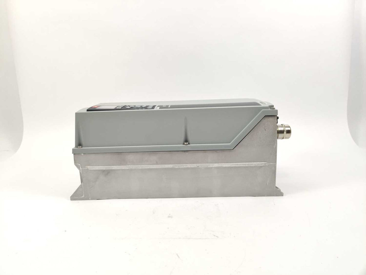 Danfoss FC-302P3K0T5Z55H1BGC 135U9710 Frequency converter 3.0kW 4HP