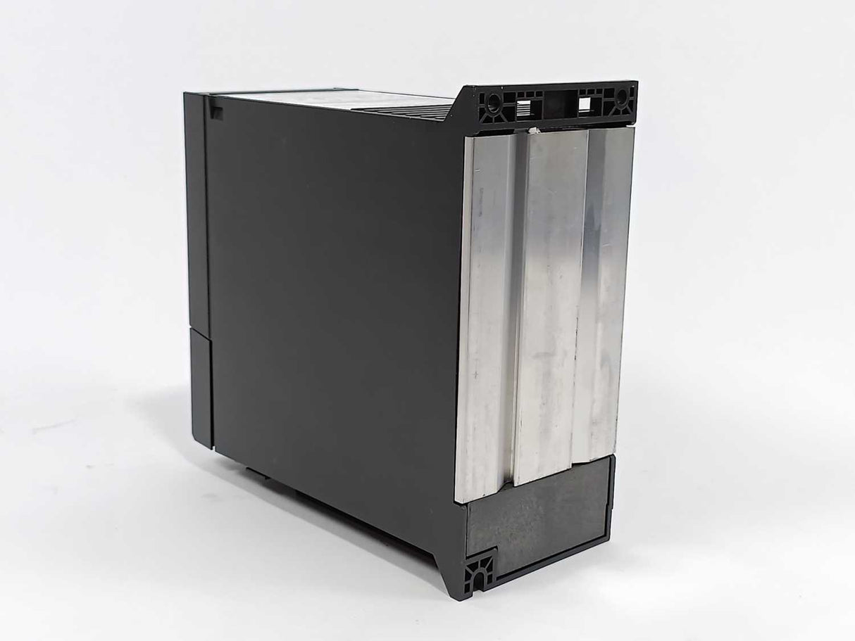 Danfoss 132F0017 VLT Micro Drive FC-051PK37T4E20H